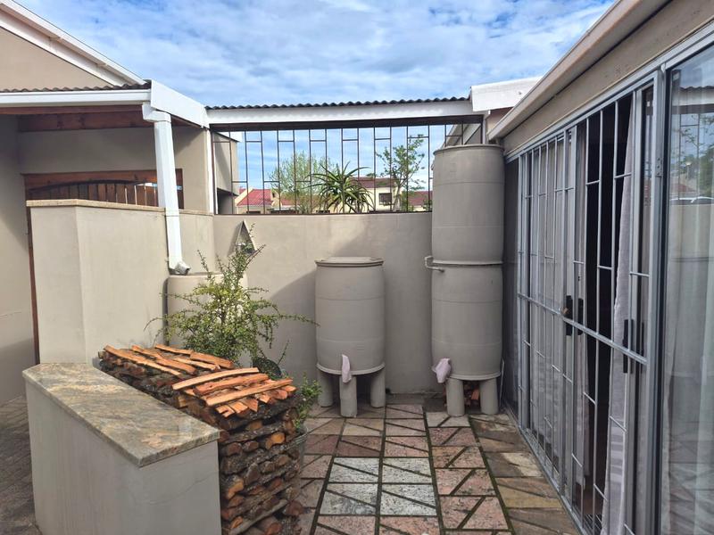 3 Bedroom Property for Sale in Heather Park Western Cape